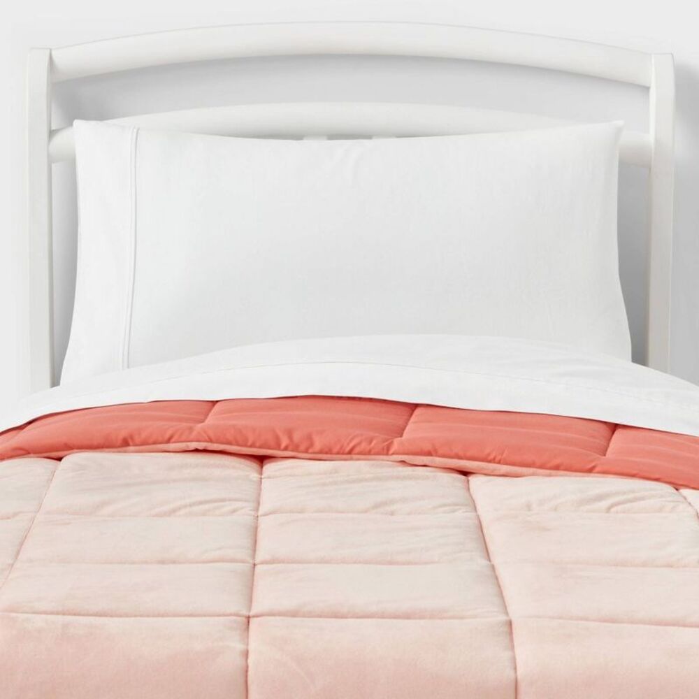 Toddler Kids' Comforter Windowpane Velvet Pink - Pillowfort